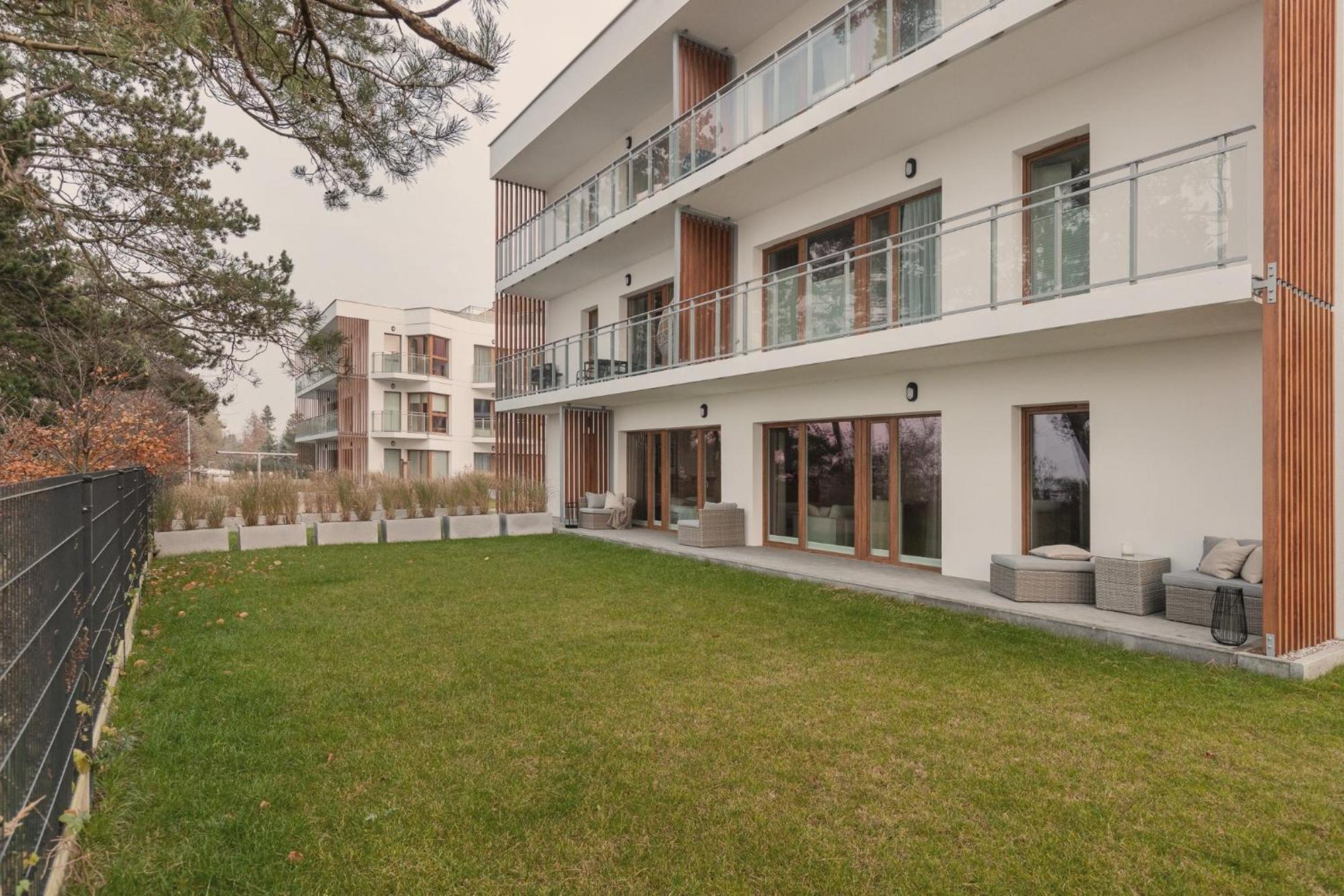 Let'S Sea - 2 Bedroom - Premium Baltic Apartment With Front Sea View Garden And Spa Access Gąski Екстериор снимка